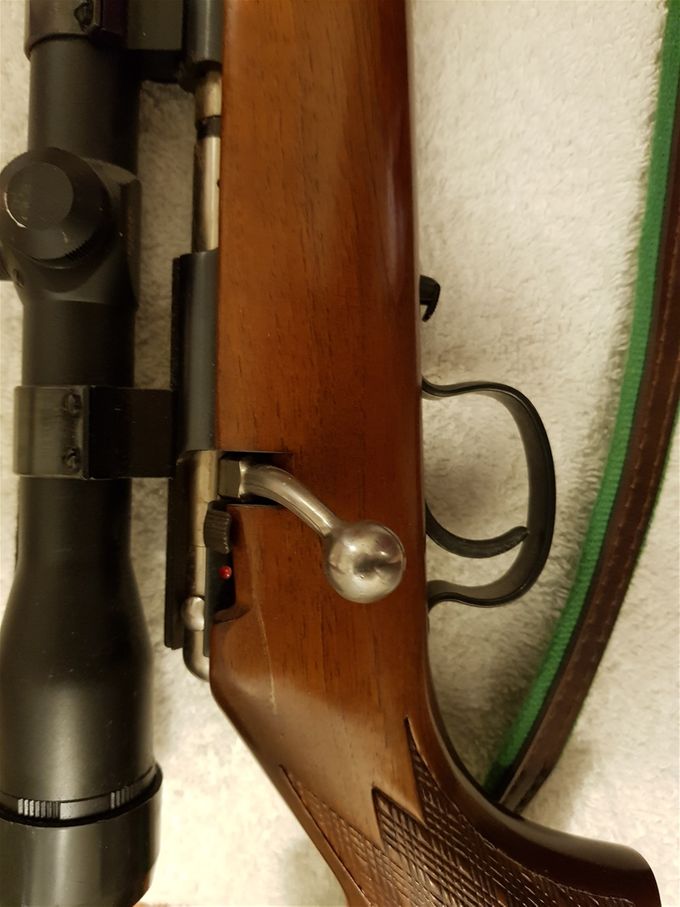 Bild 1 Anschutz 22 magnum inklusive Kikare B.C Miroku 4x32 waterproof.  Pris 1500 kr SÅLD!