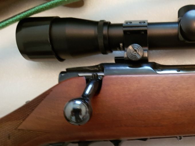 Studsare kaliber 30-06 Carl Gustaf 3000 inklusive Kikare Fontaine 4x32. Samma gevär som bild 4.